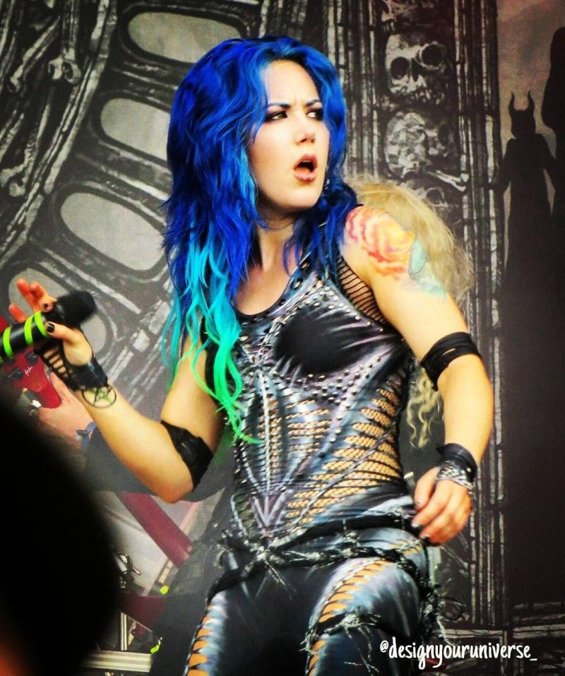 Pic: Alissa White-Gluz