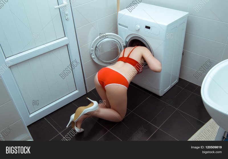 Pic: Stuck in a washing machine