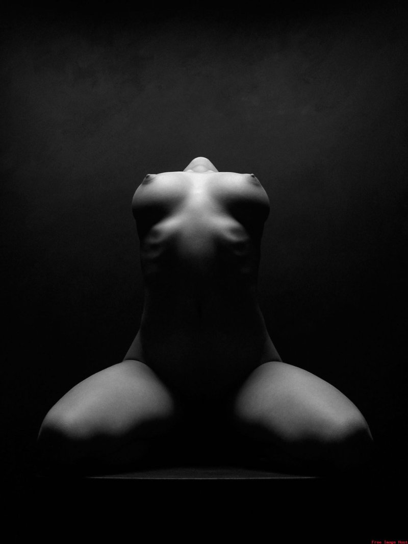 Pic: Black white erotica