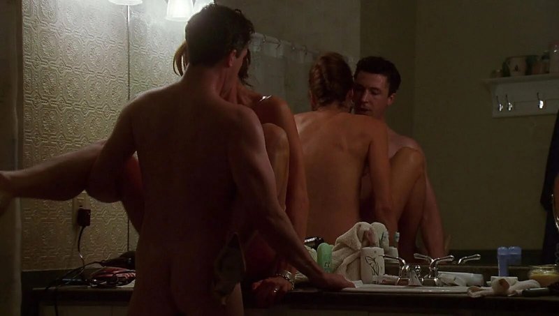 Pic: Aidan Gillen Naked