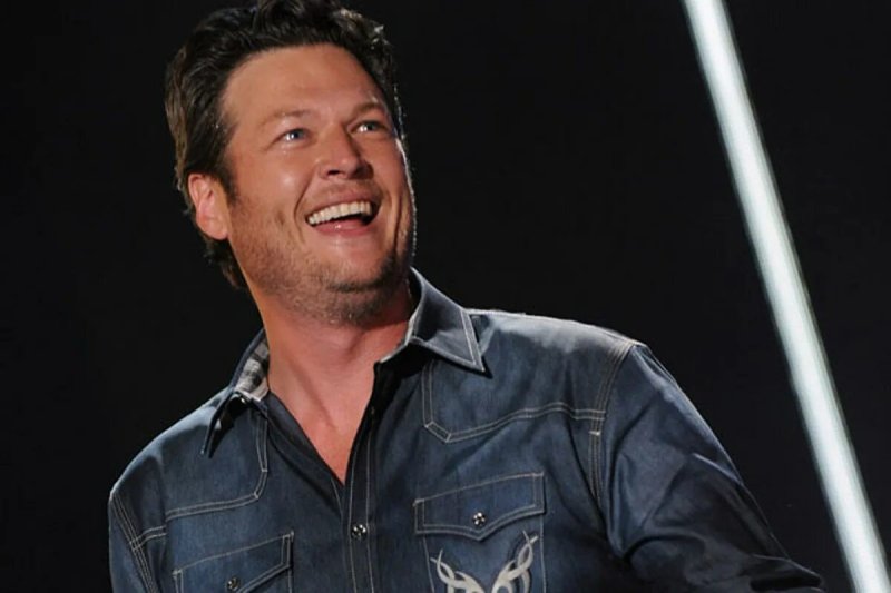 Pic: Blake Shelton Singer