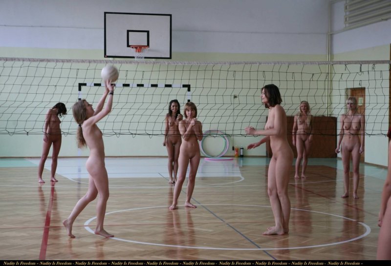 Pic: Naked female volleyball