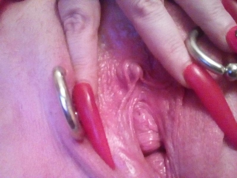 Pic: Piercing rings