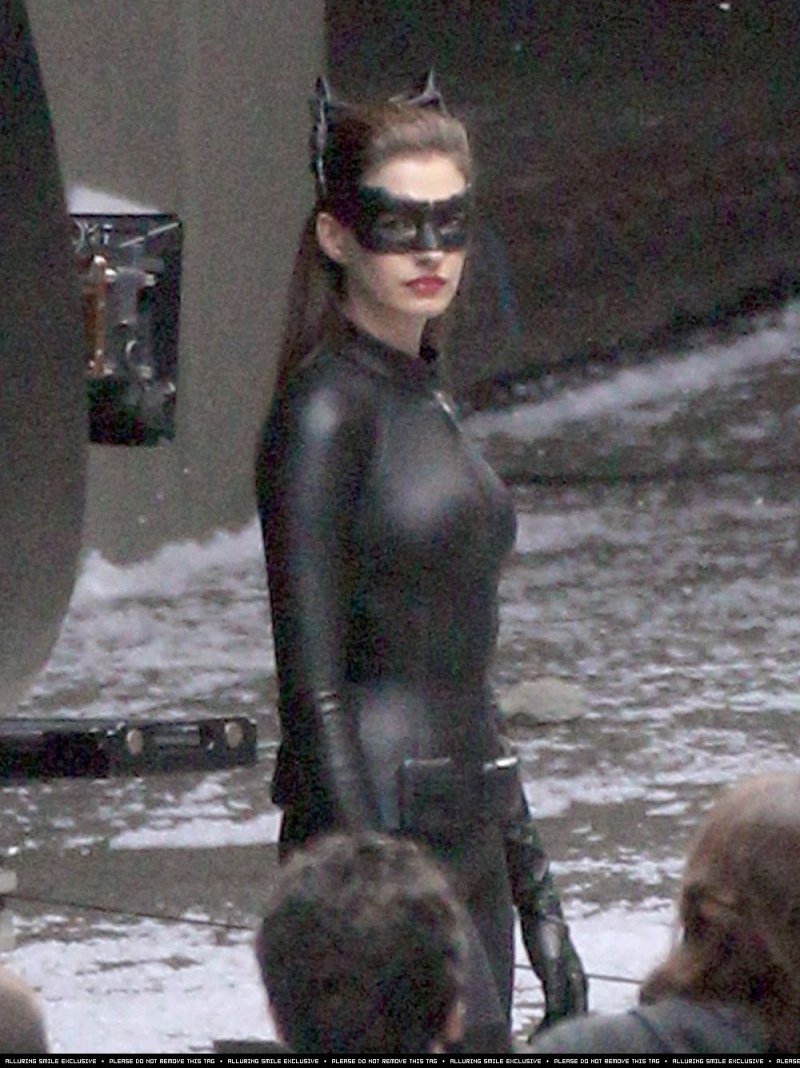 Pic: Anne Hathaway Dark Knight