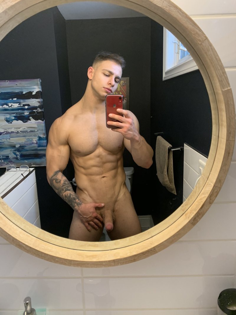 Pic: Onlyfans Leak