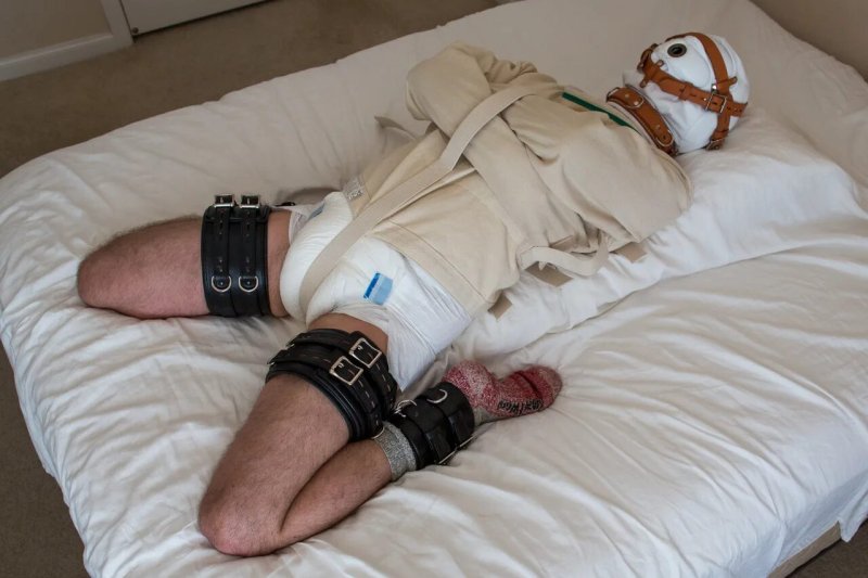 Pic: Bondage Hospital BDSM Diapers