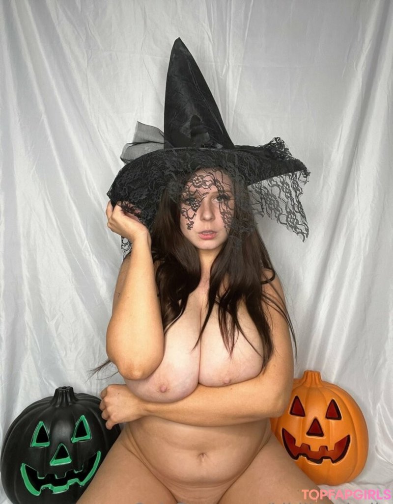 Pic: Private sexy Halloween