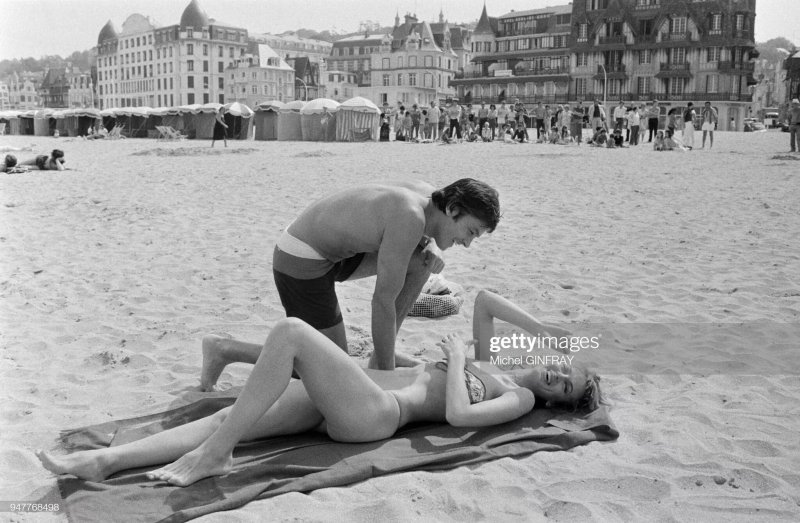 Pic: Romy Schneider and Alain Delon