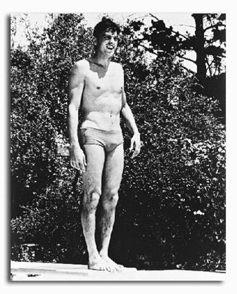 Pic: Alain Delon Naked