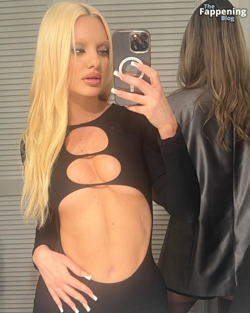 Alexandra Stan Nude