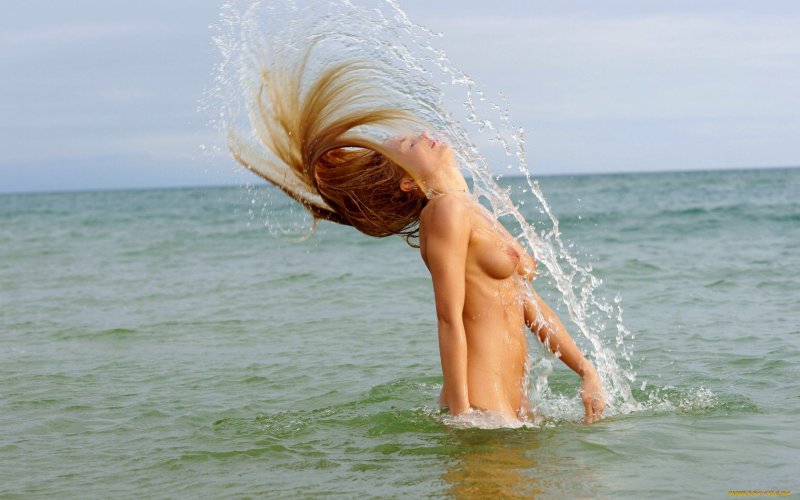 Naked girls at sea
