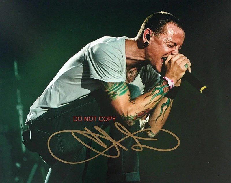 Chester Bennington
