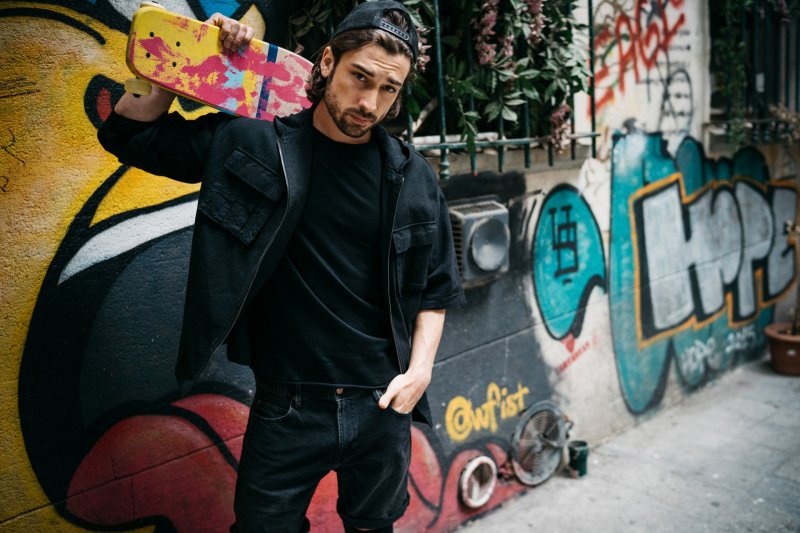 Alp Navruz Turkish actor