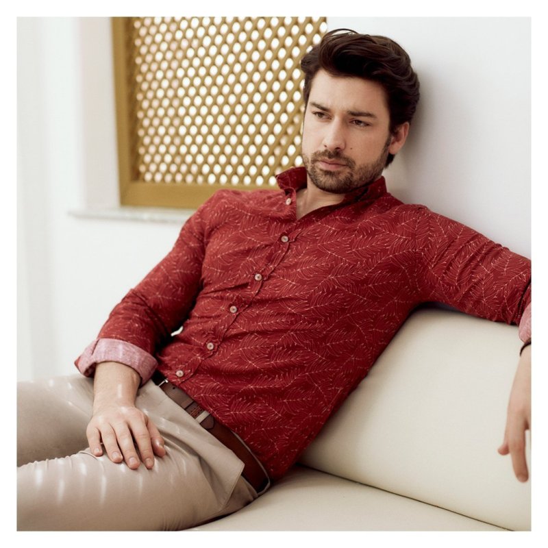 Alp Navruz Turkish actor