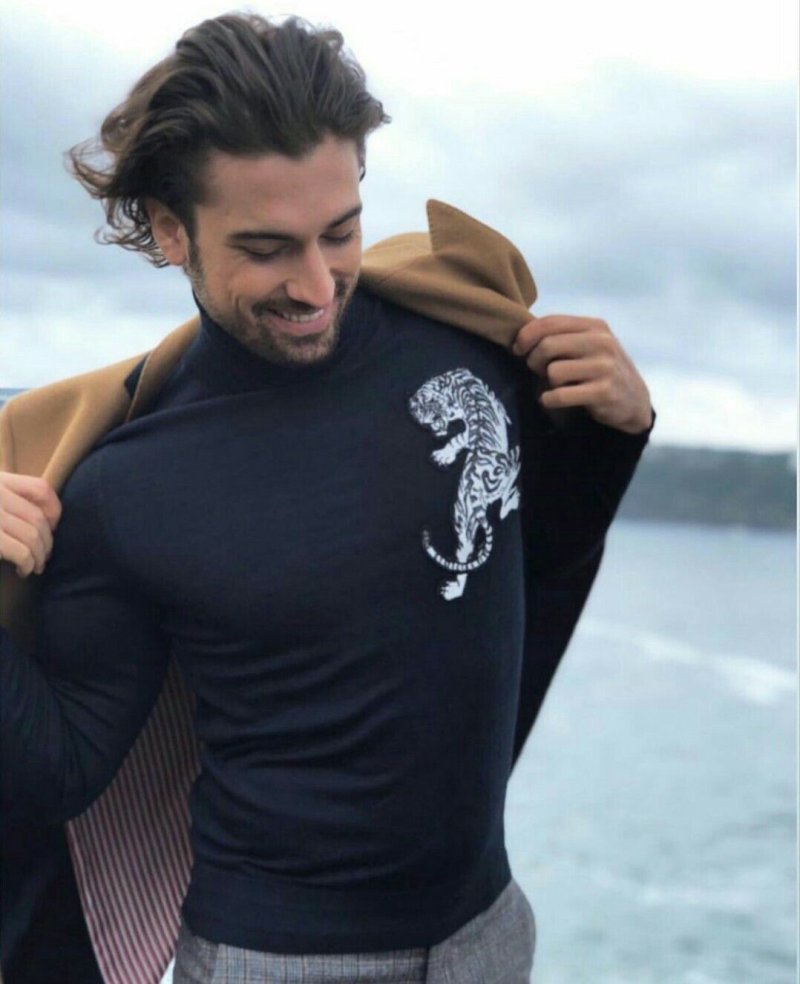 Alp Navruz Turkish actor