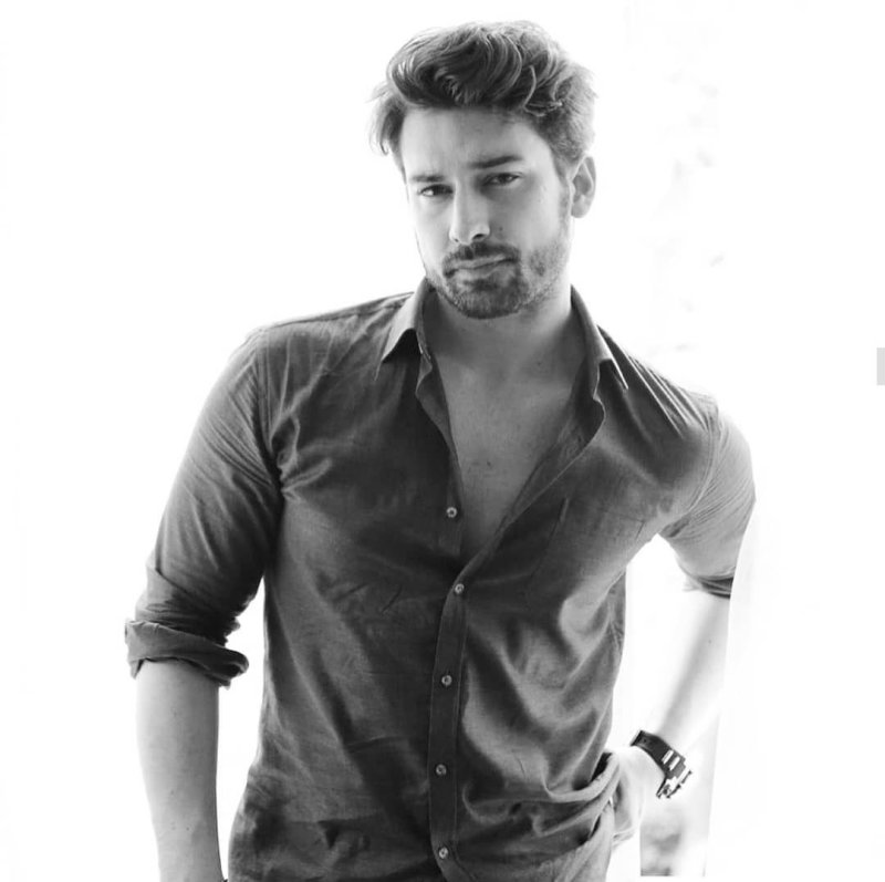 Alp Navruz Turkish actor