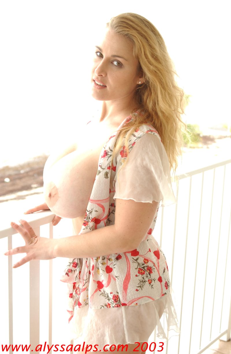 Alissa Alps