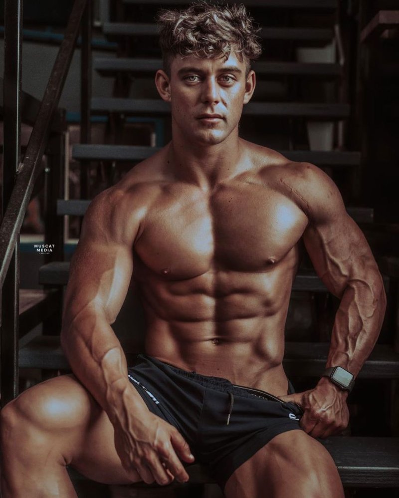 Gilles Crofta bodybuilder