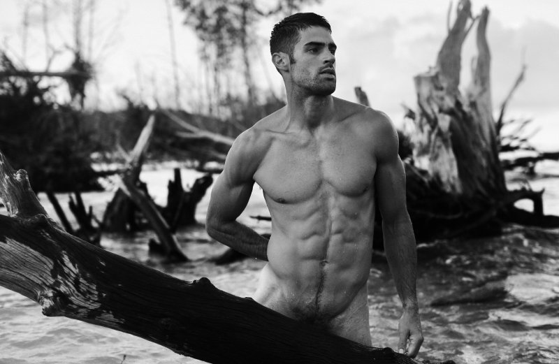 Beautiful men naked