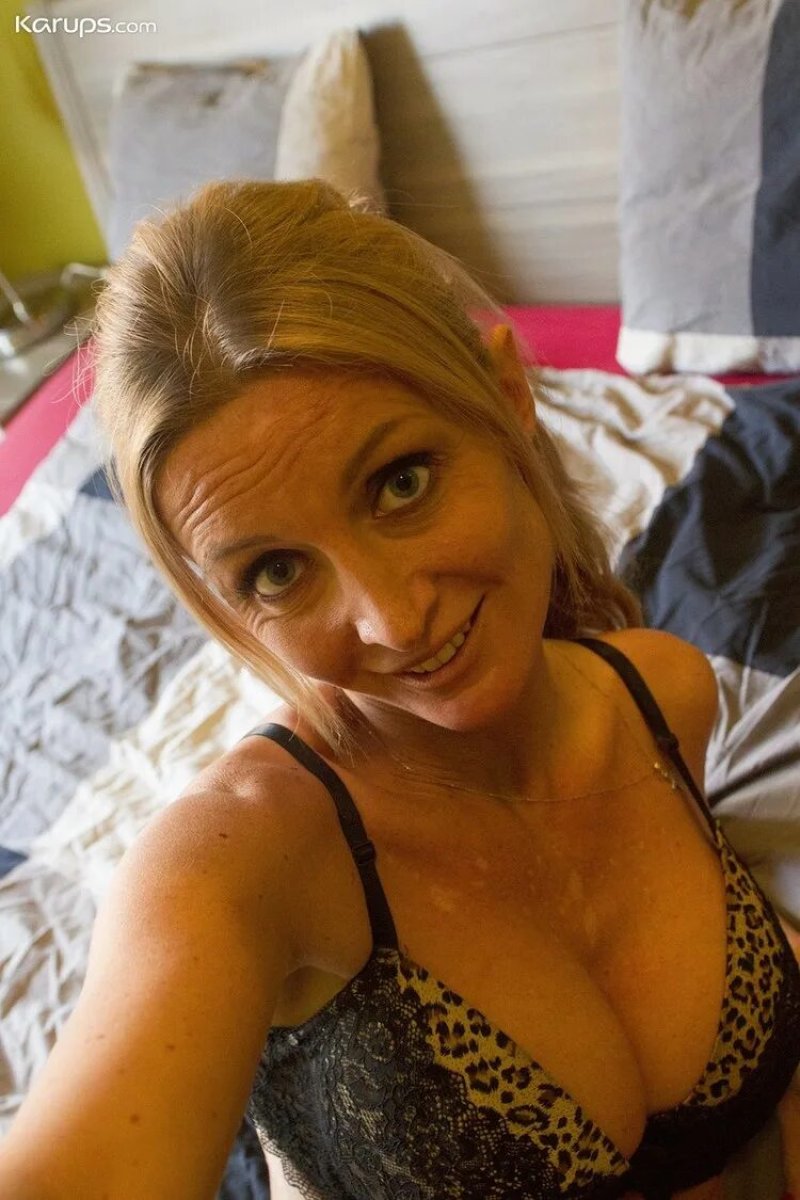 Milf Blonde