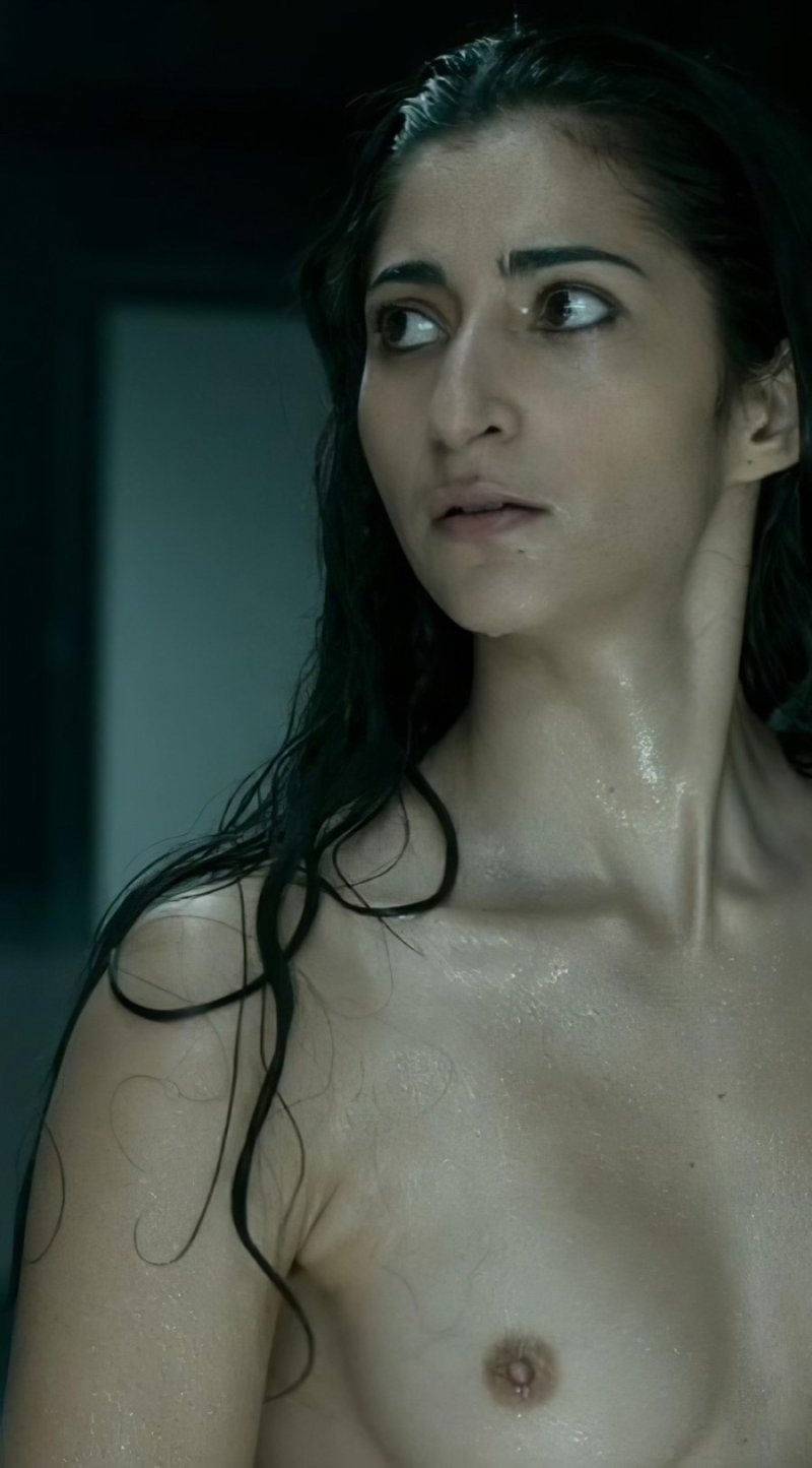 Alba Flores