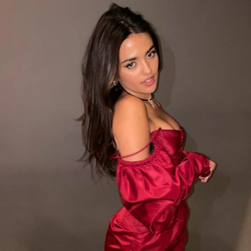 Maia Reficco