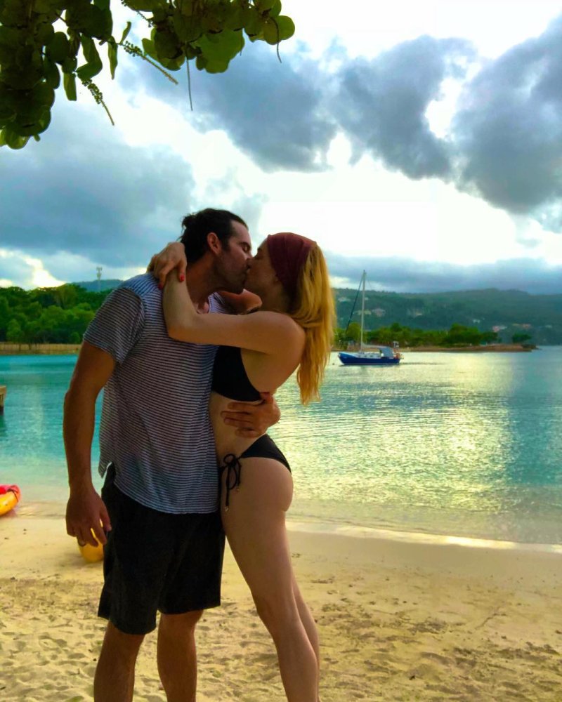 Penn Bajli and Blake Lylyuvo on the beach