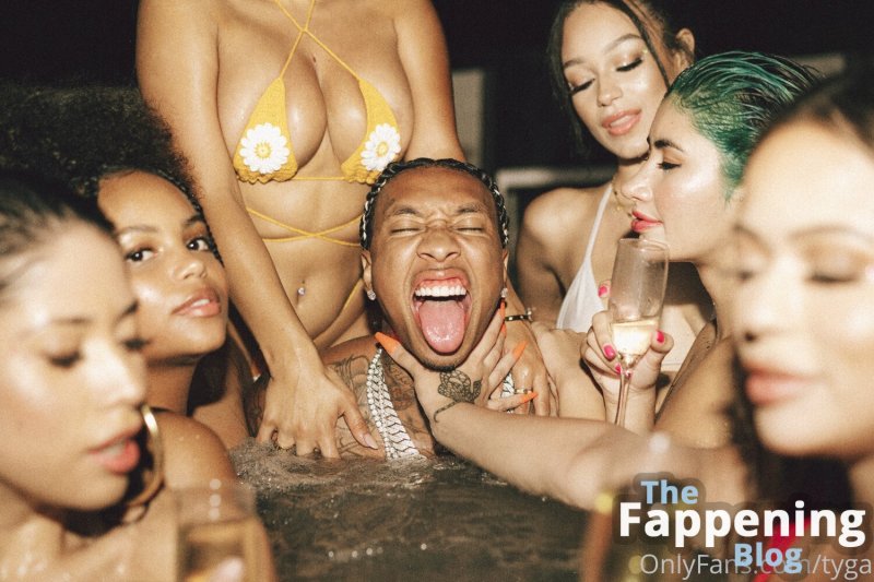 Girls from the clip Tyga