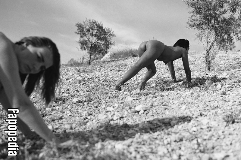 Ethiopian model Maeva Nude