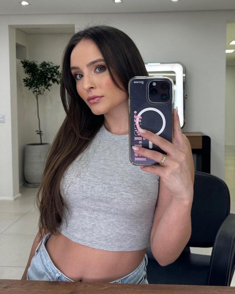 Larissa Manoela