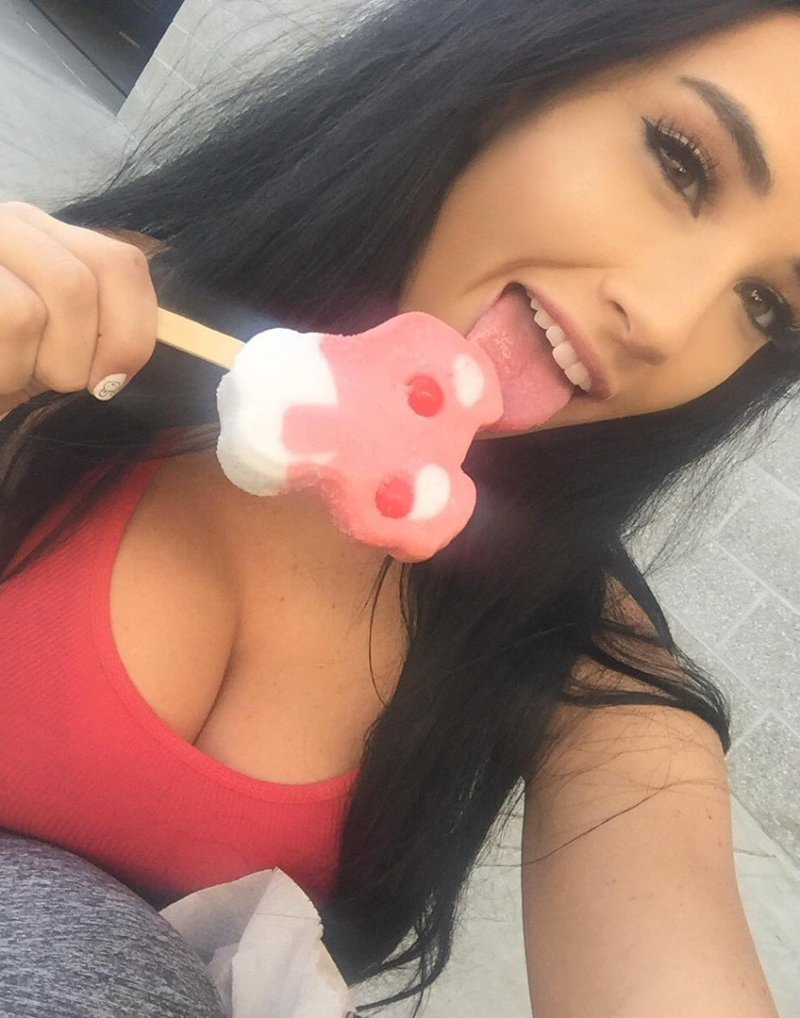 Paris Roxanne