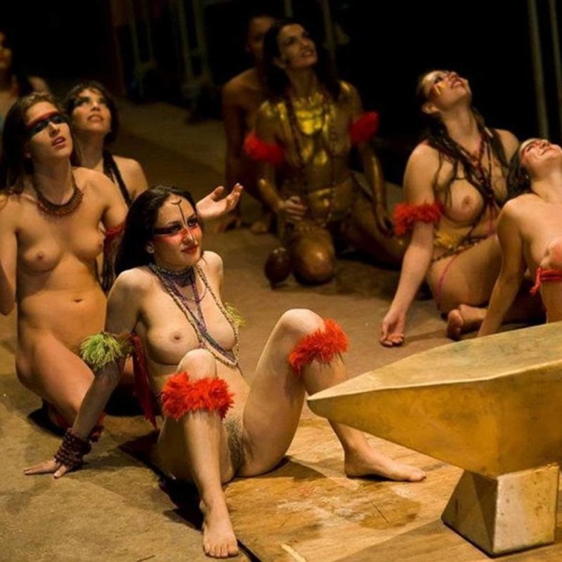Brazilian Theater OFICINA UZYNA Uzona