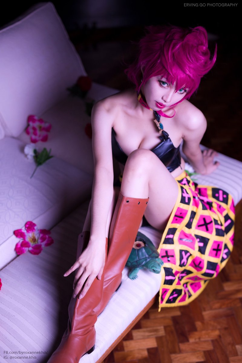 Trish Una Cosplay