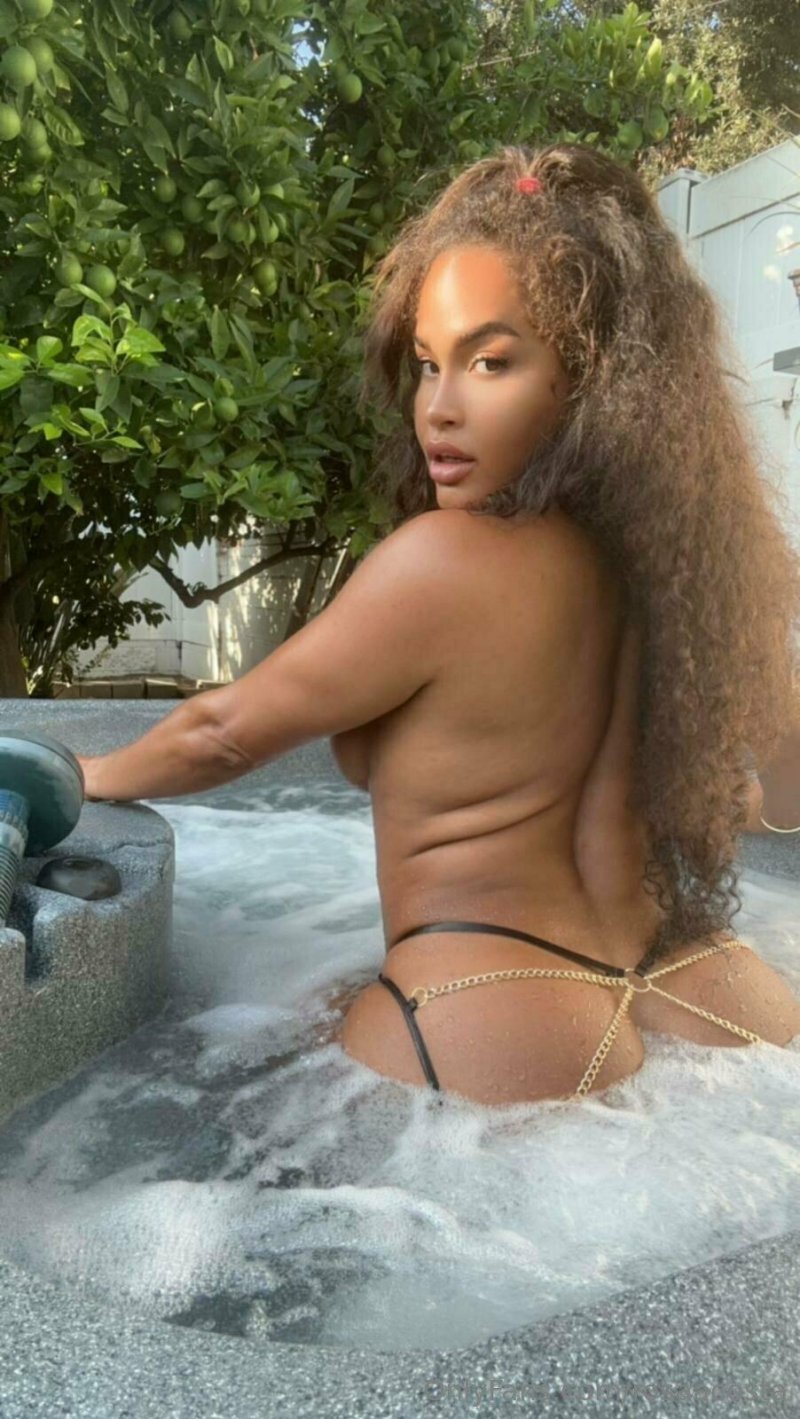 Pic: Rosa Acosta