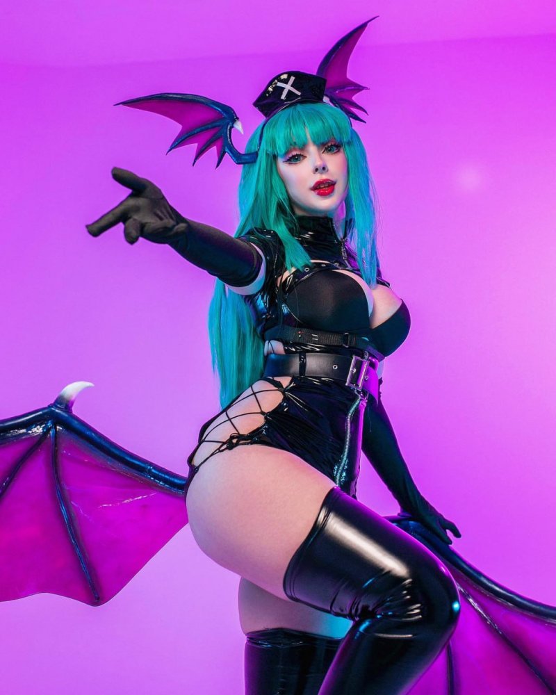 Morrigan Aensland Cosplay