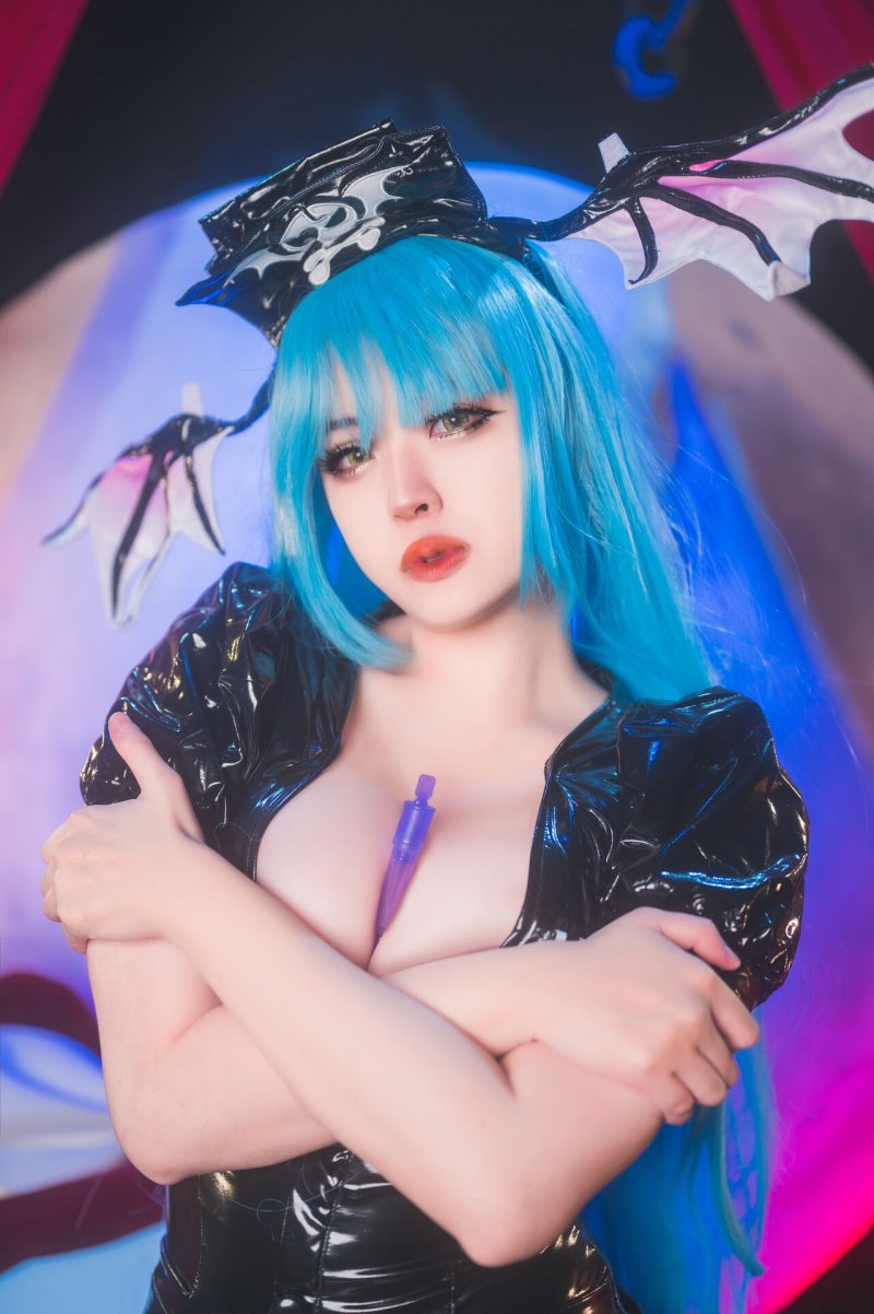 Morrigan Darkstalkers