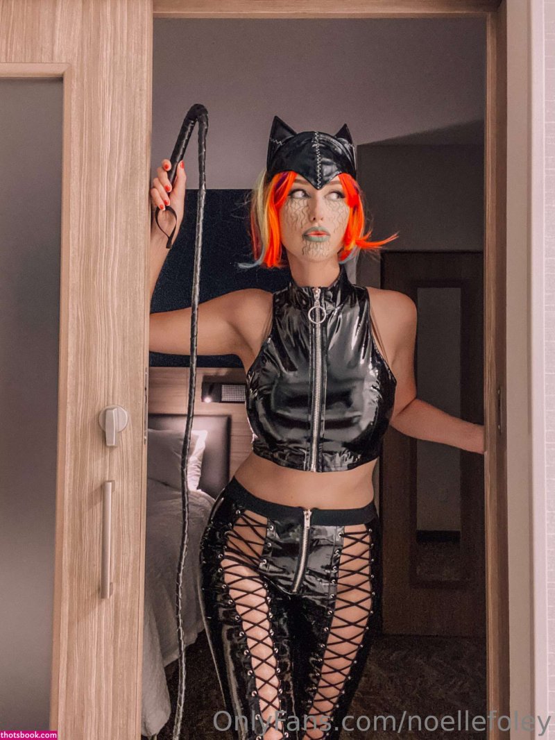 Suit woman cat