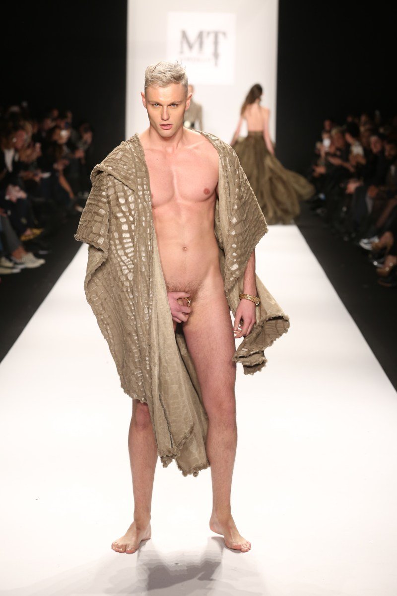 Fashion naked