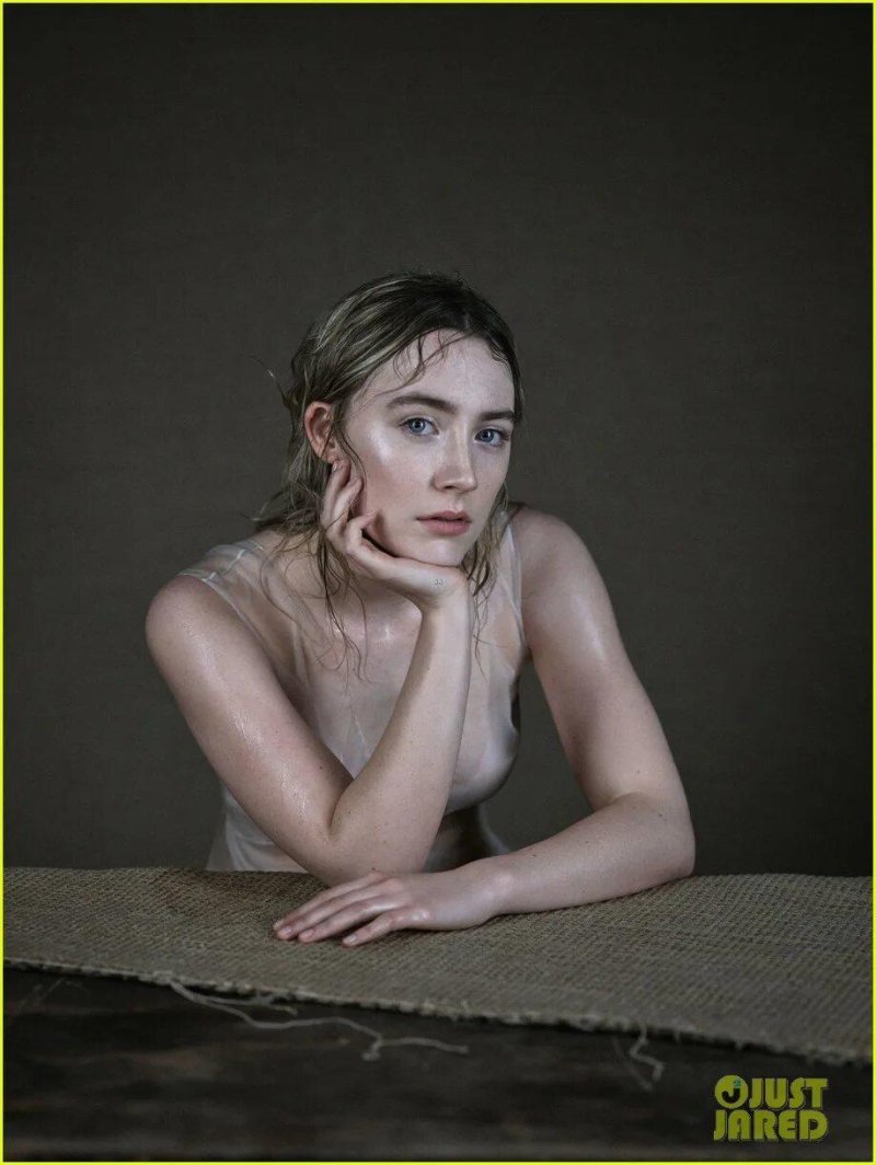 Sirsha Ronan Topless