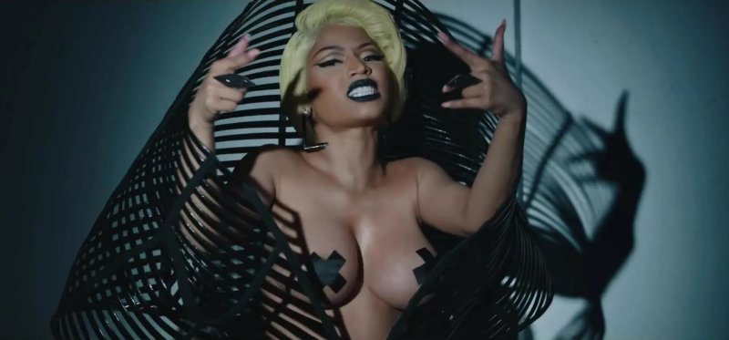 Nicky Minage Singer Tits