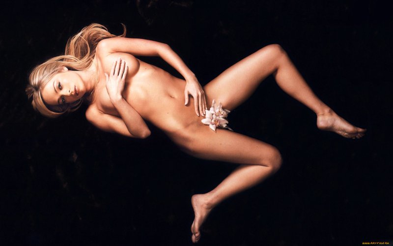 Kylie Minogue Nudenka