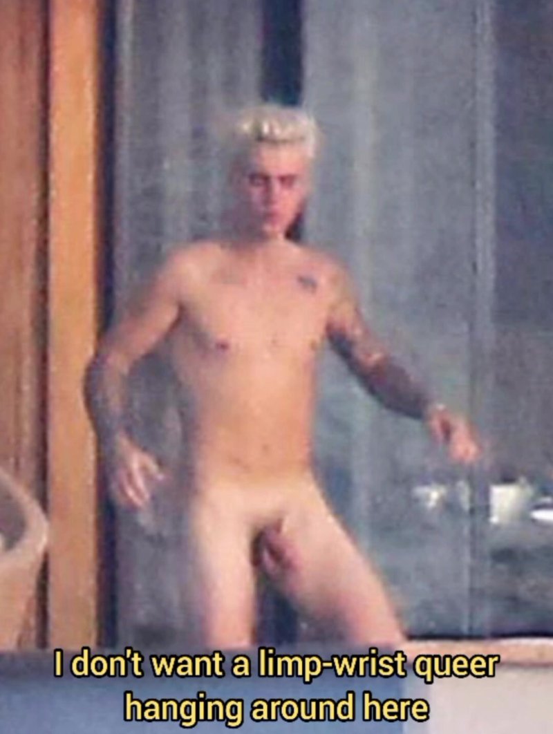 Pic: Justin Bieber Naked on Bora Bora