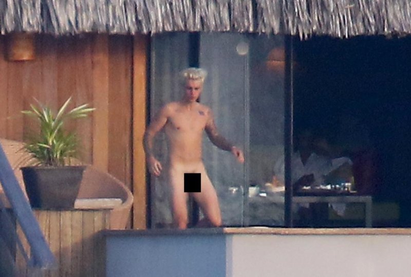 Pic: Justin Bieber Naked on Bora Bora