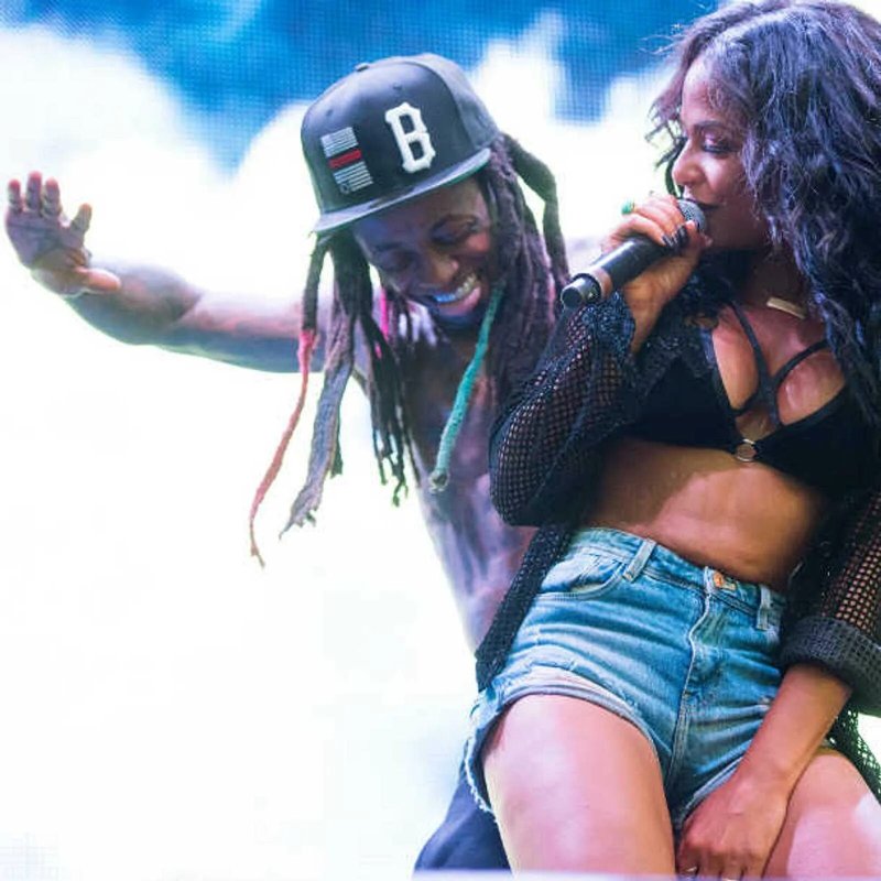 Lil Wayne with a girl