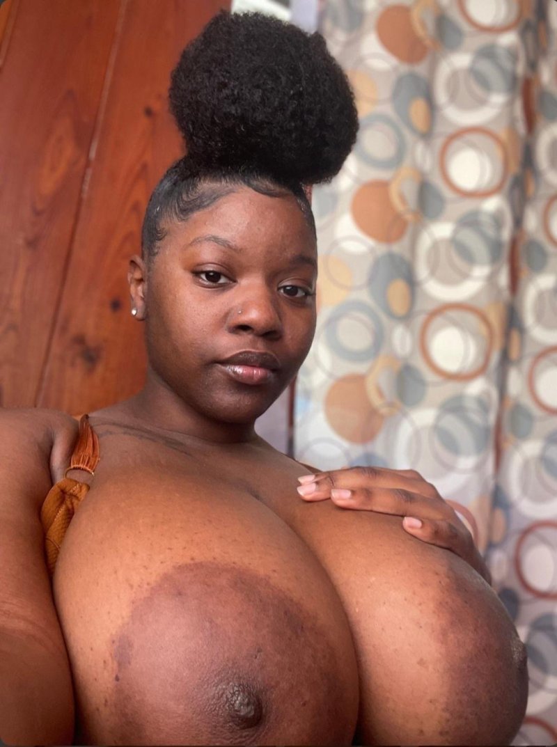 Ebony Big Boobs
