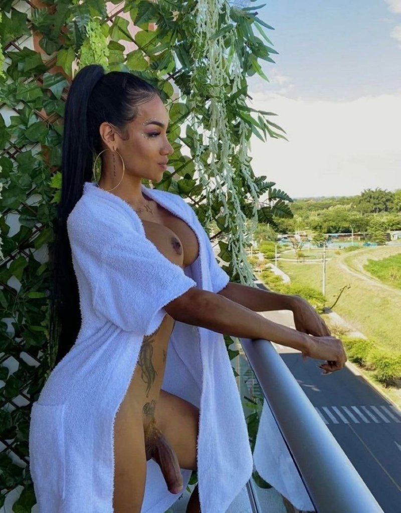 Laura Saenz