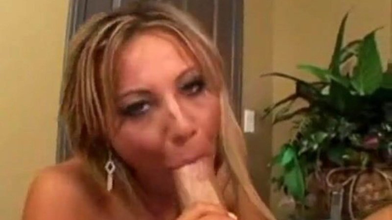 Porn clip