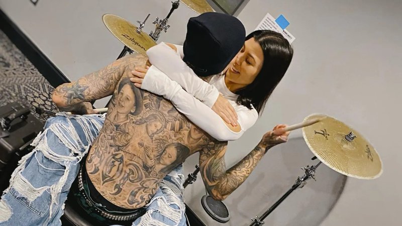 Travis barker Kouurtney Kardashian