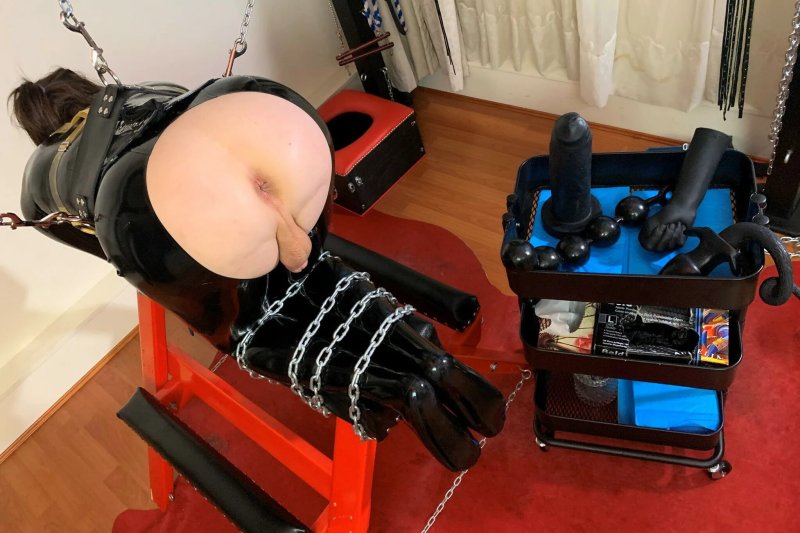 Sissy Slave for a black member