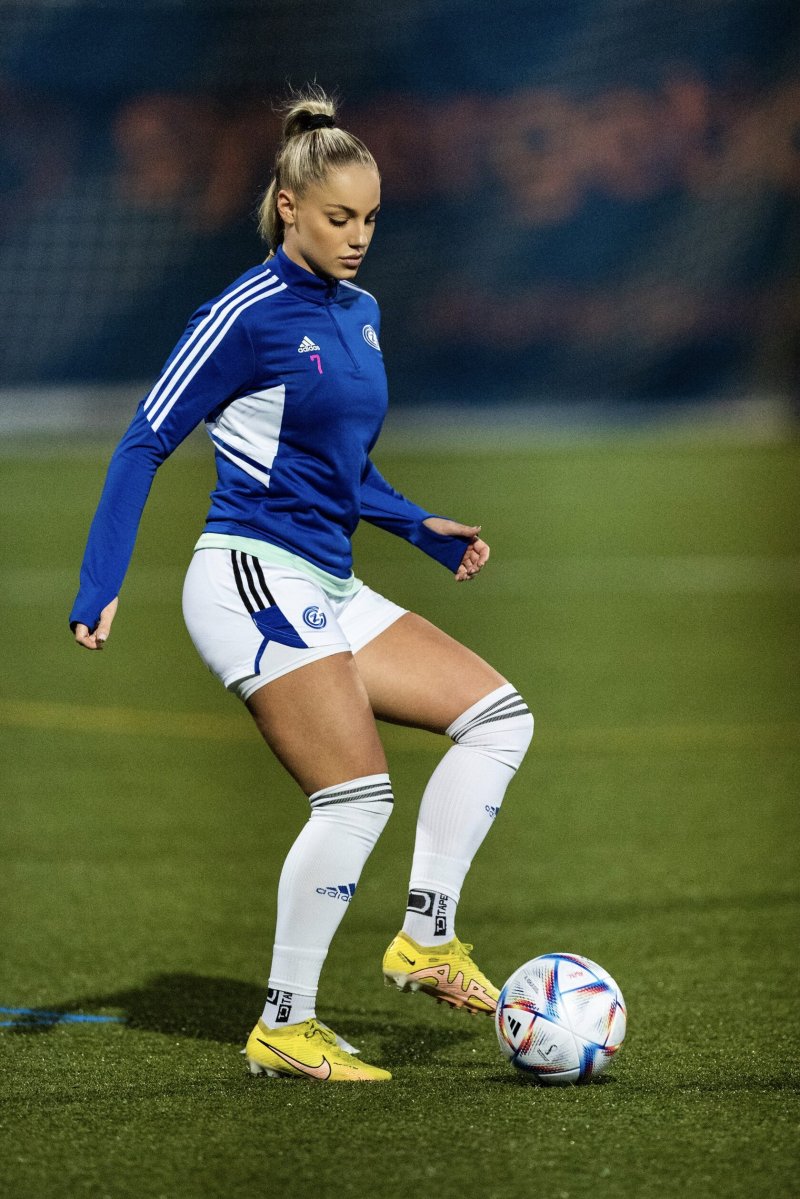 Anna Maria Markovich football player